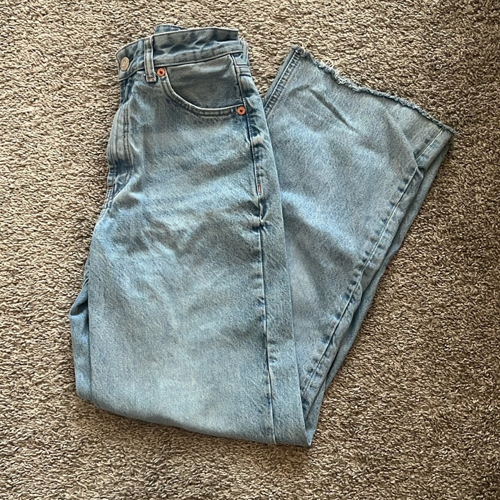 WIDE LEG JEANS